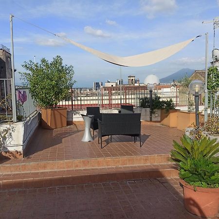 Отель La Terrazza Delle Fate Неаполь Экстерьер фото