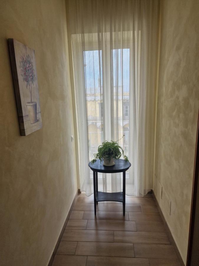 Отель La Terrazza Delle Fate Неаполь Экстерьер фото